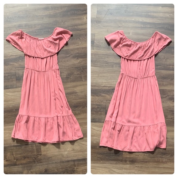 Off the Shoulder Dress | Heart + Hips - Picture 2 of 5